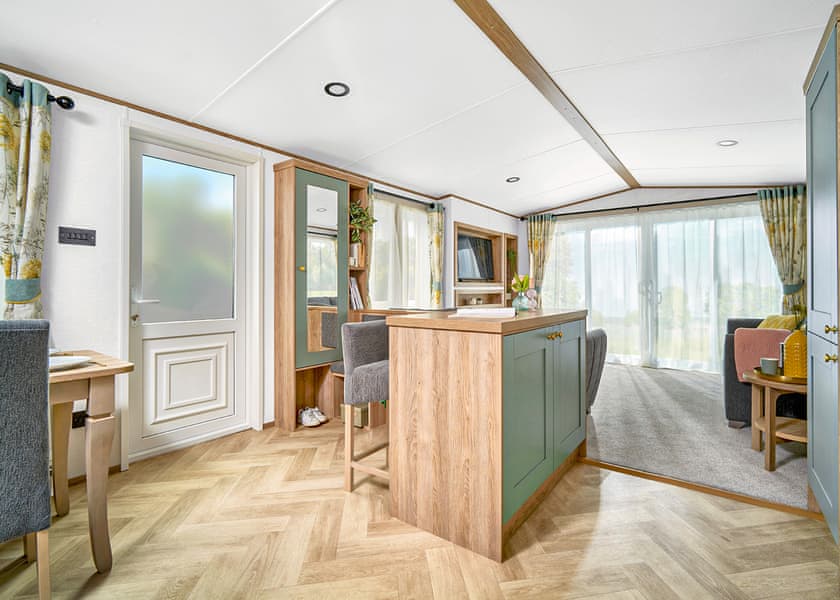 Diamond 2 Bed Caravan Dogs Allowed (Hot Tub) - Clwydian View at ParcFarm, Mold