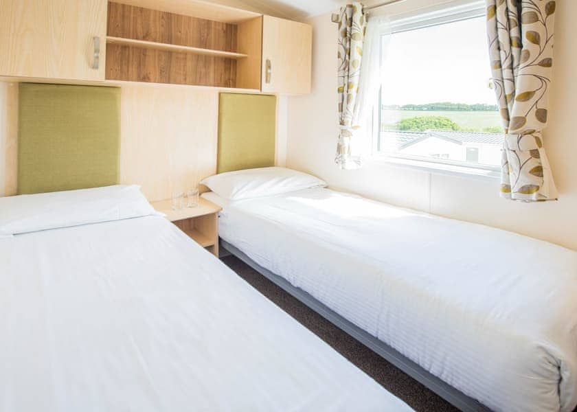 2 Bed Bronze Caravan - Combe Martin Beach, Combe Martin