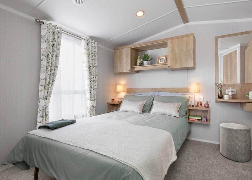 2 Bed Platinum Plus Caravan - Combe Martin Beach, Combe Martin