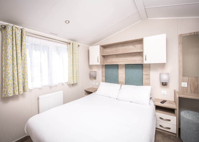 2 Bed Gold Caravan (Pet) - Combe Martin Beach, Combe Martin