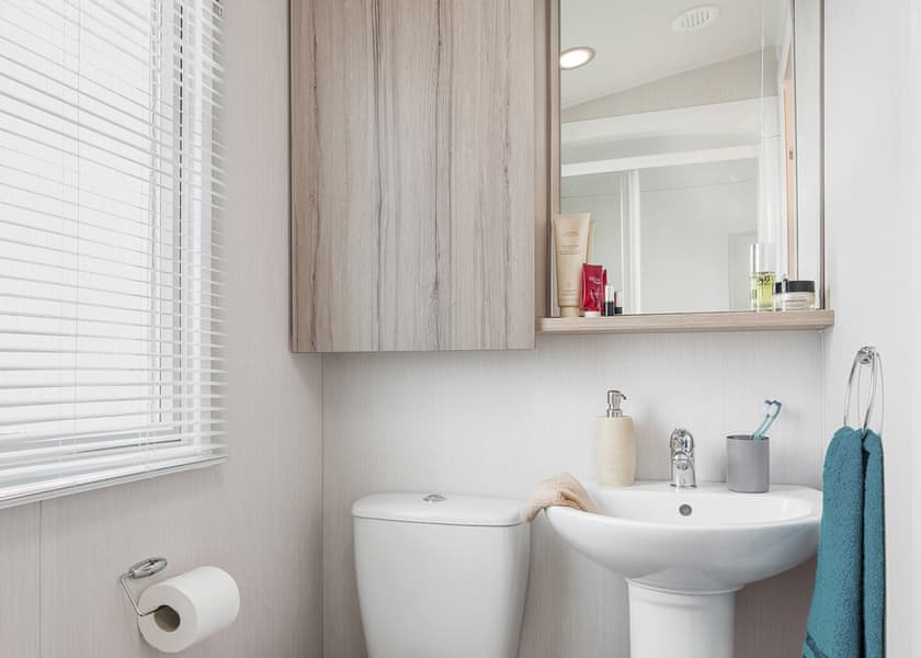 Essential Clover Caravan with Decking Sleeps 4, Dog Friendly - Coldingham Bay Holiday Park, Coldingham, Berwickshire