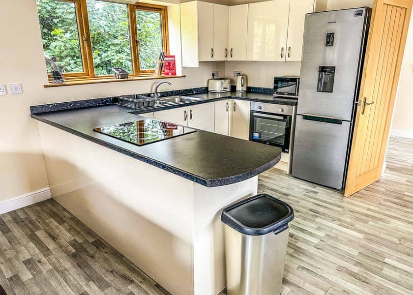 Colliery Cottage - Colliery Lane Lodges, Swadlincote, Nr Ashby-de-la-Zouch