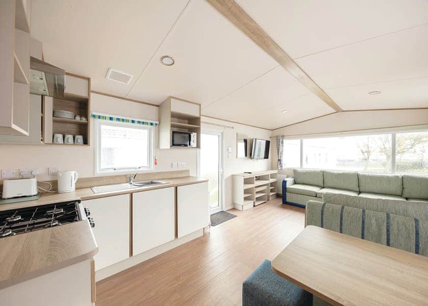 Combe Haven Bronze 2 - Combe Haven Holiday Park, Hastings 