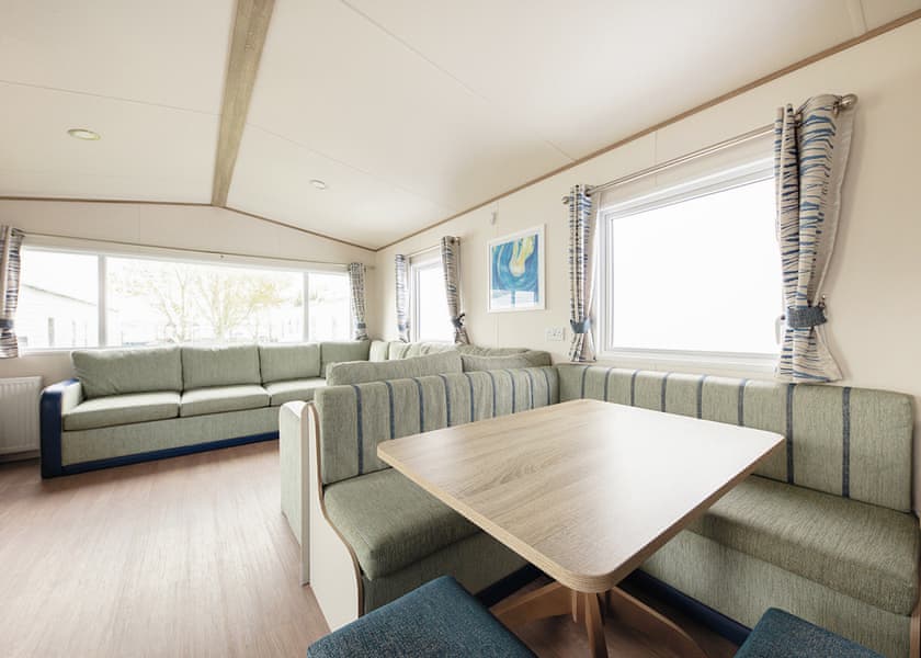 Combe Haven Bronze 3 - Combe Haven Holiday Park, Hastings