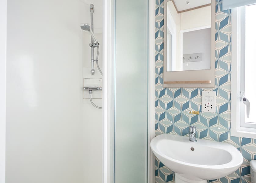 Combe Haven Bronze 3 Pet - Combe Haven Holiday Park, Hastings 