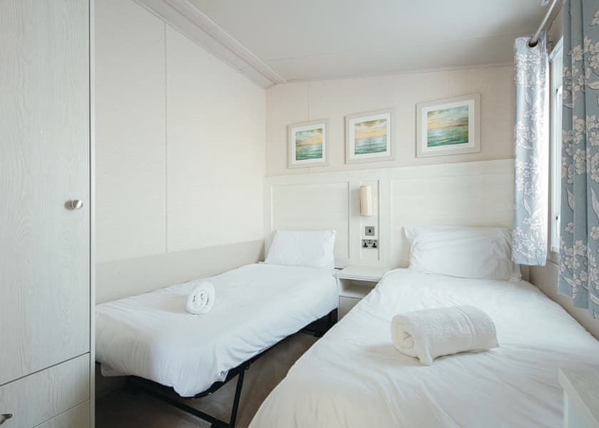 Combe Haven Gold 2 - Combe Haven Holiday Park, Hastings