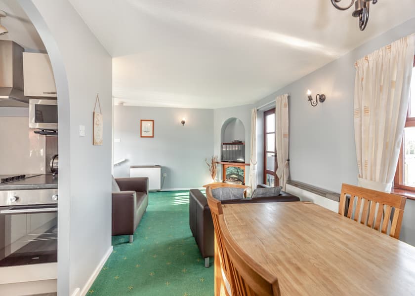 Ayton Cottage - Captain Cook’s Haven, Larpool, Whitby