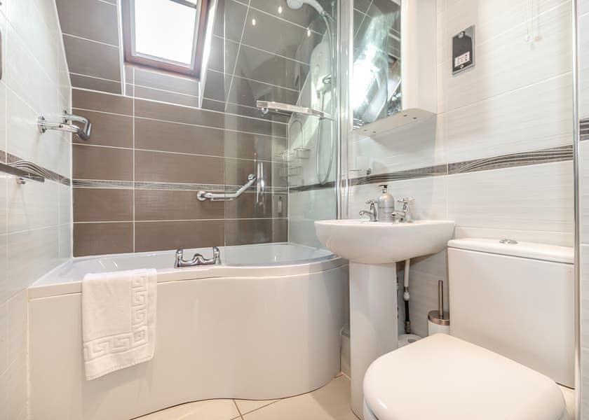 Typical Endeavour Cottage | Endeavour Cottage - Captain Cook’s Haven, Larpool, Whitby