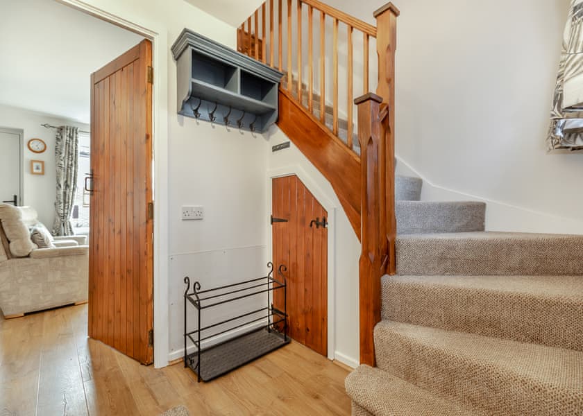 Typical Endeavour Cottage | Endeavour Cottage - Captain Cook’s Haven, Larpool, Whitby