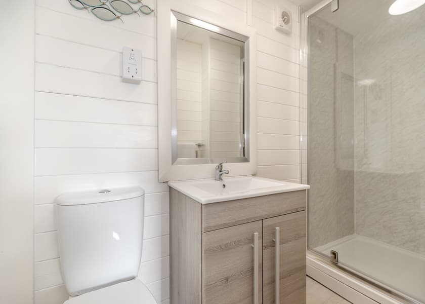 Cook’s Cabin - Captain Cook’s Haven, Larpool, Whitby