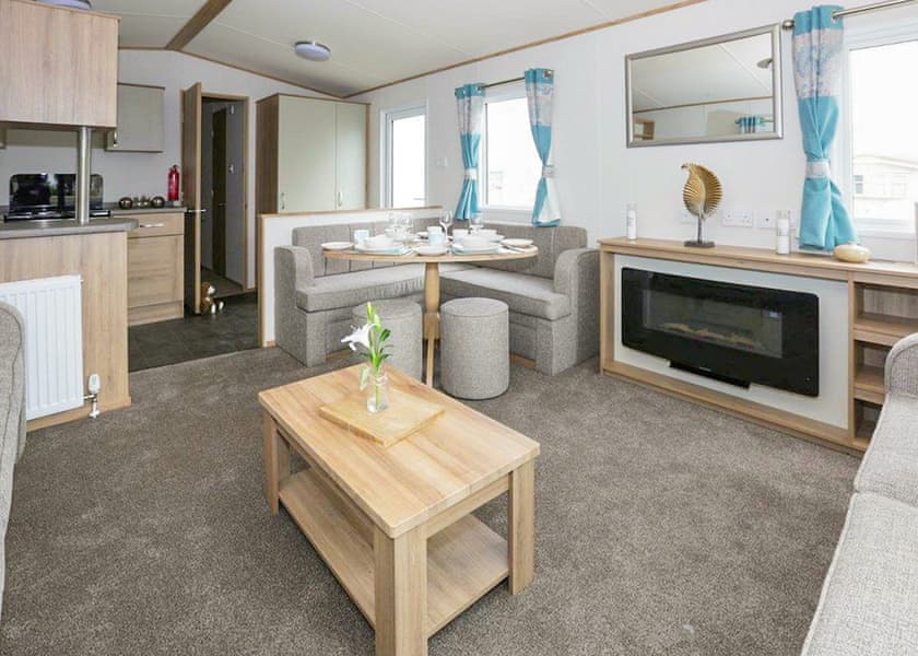 8 Berth Luxury Caravan - Mersea Island Holiday Park, Mersea Island, Colchester