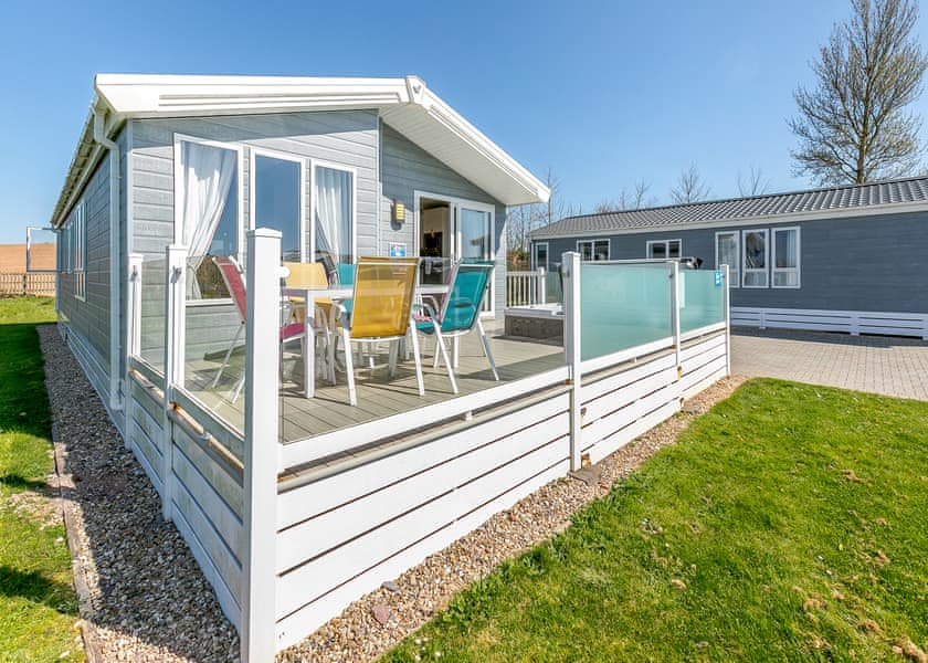 The Beach House - Crealy Resort, Clyst St Mary, Nr Exeter