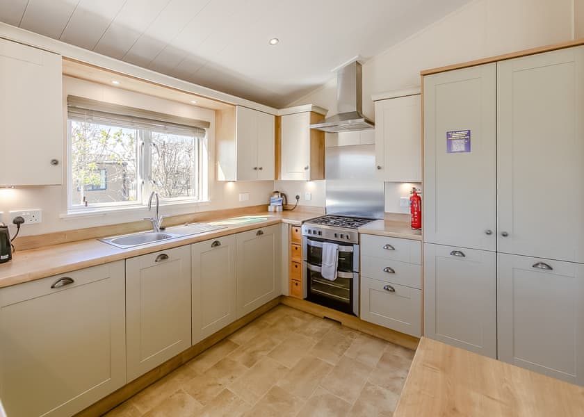 The Escape - Crealy Resort, Clyst St Mary, Nr Exeter