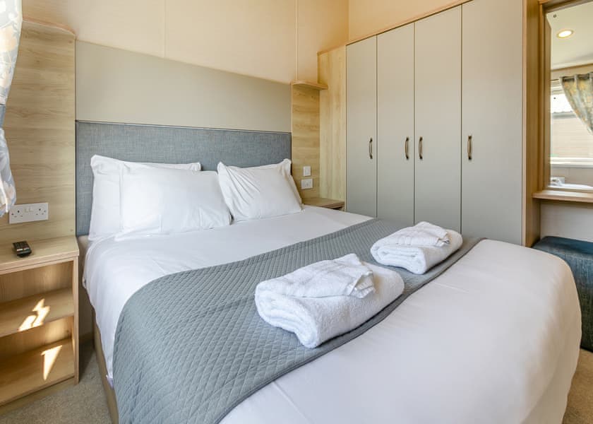 The Dartmoor - Crealy Resort, Clyst St Mary, Nr Exeter