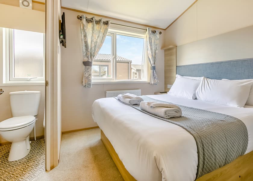 The Dartmoor - Crealy Resort, Clyst St Mary, Nr Exeter