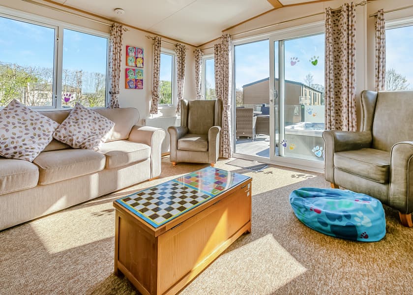 Buddy Explorer Lodge - Crealy Resort, Clyst St Mary, Nr Exeter