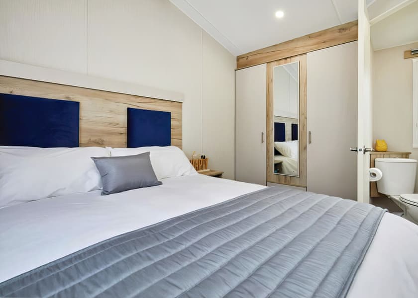 Haven - Crealy Resort, Clyst St Mary, Nr Exeter