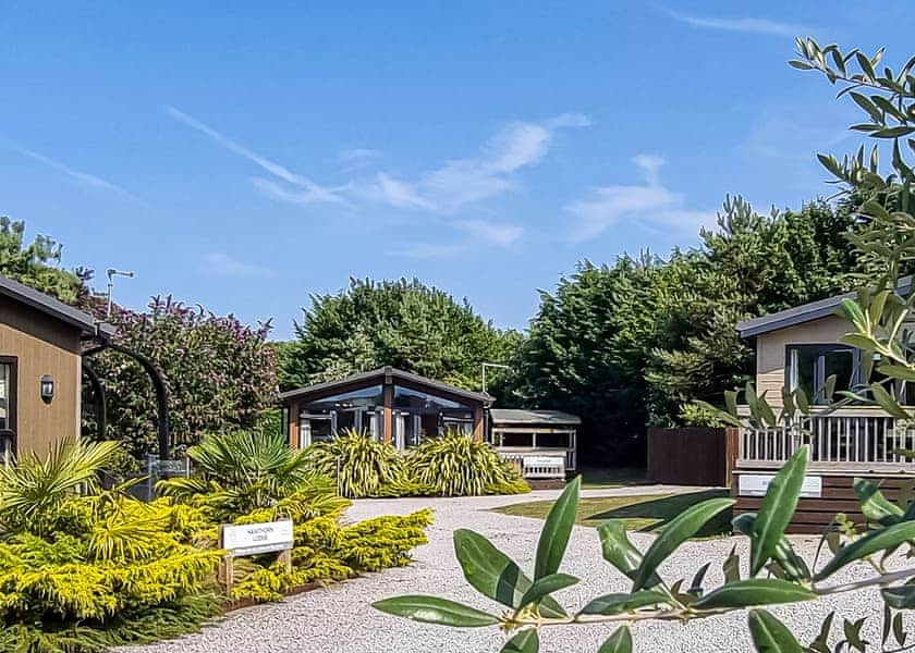 Hawthorn to Birch front with Sunshine | Croft Park Lodges, Little Weighton, Nr Beverley