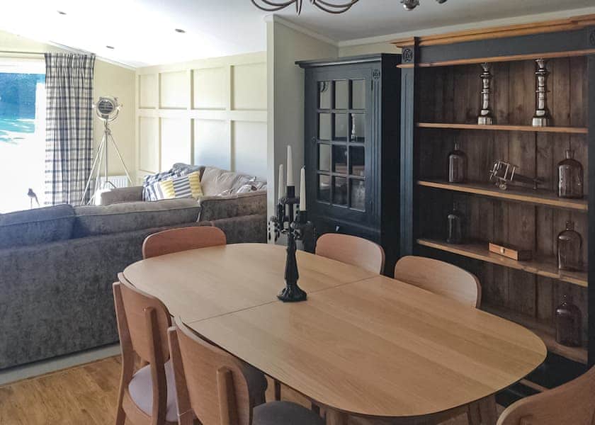Hawthorn Lodge - Croft Park Lodges, Little Weighton, Nr Beverley
