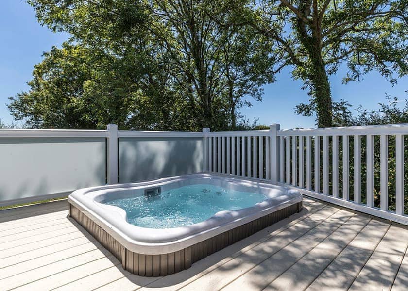 Skokholm Lodge - Croft Country Park, Reynalton, Nr Narberth
