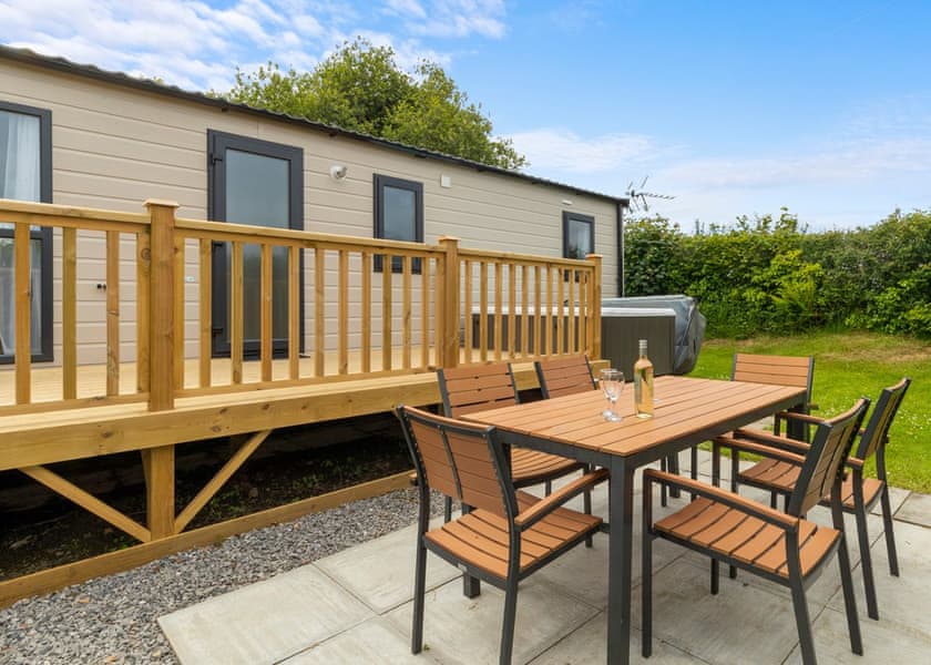 Cedar 3 Pet Friendly - Croft Country Park, Reynalton, Nr Narberth
