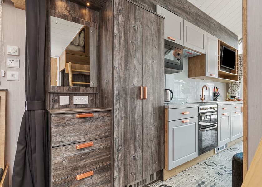 S Pod 2 Pet Friendly - Croft Country Park, Reynalton, Nr Narberth