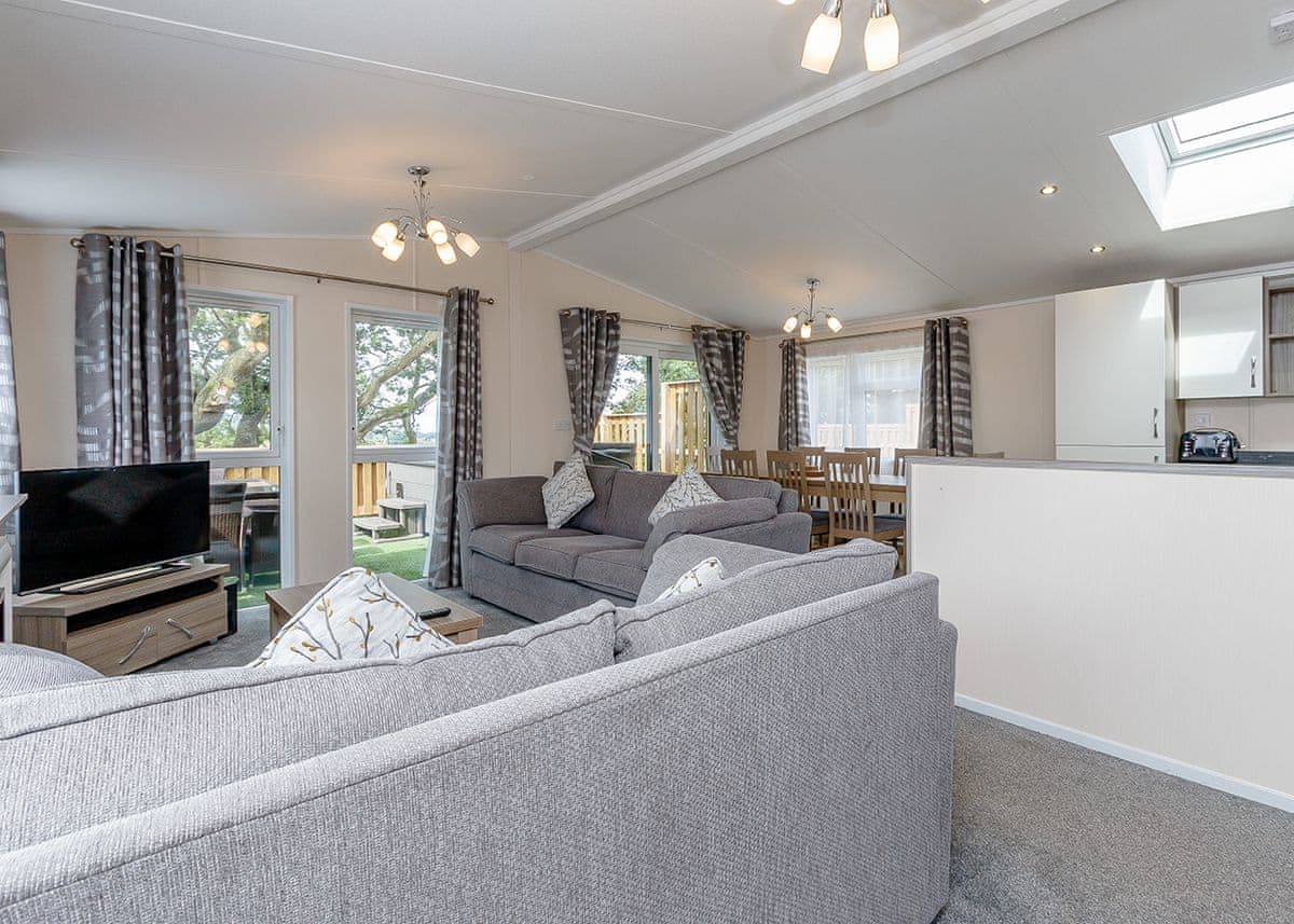 Autograph Lodge 4 Bed Pet Friendly in Ayr | Hoseasons