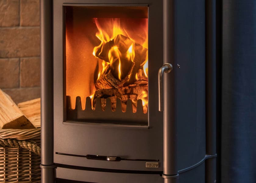 Golden Oak Hideaway - Cropton Lodges, Cropton, Pickering