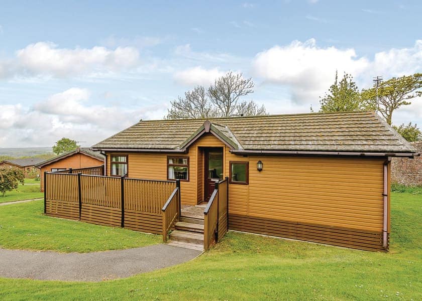 Typical Garden Plus | Crowhurst Park Lodges, Battle