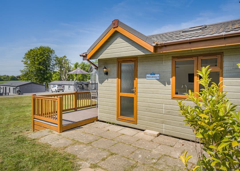 New Jersey Plus - Crowhurst Park Lodges, Battle