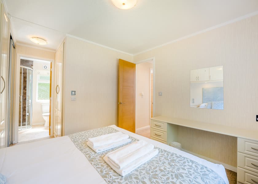 New Jersey Plus - Crowhurst Park Lodges, Battle