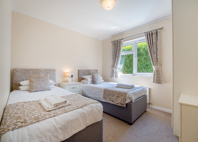 New Jersey Plus - Crowhurst Park Lodges, Battle