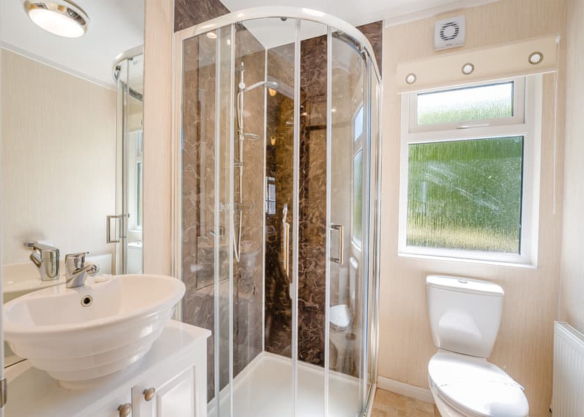 New Jersey Plus - Crowhurst Park Lodges, Battle