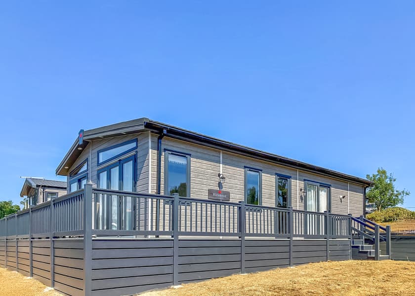 Richmond Plus - Crowhurst Park Lodges, Battle