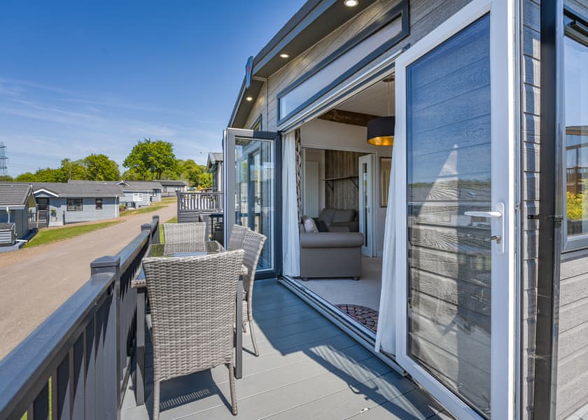 Richmond Plus - Crowhurst Park Lodges, Battle