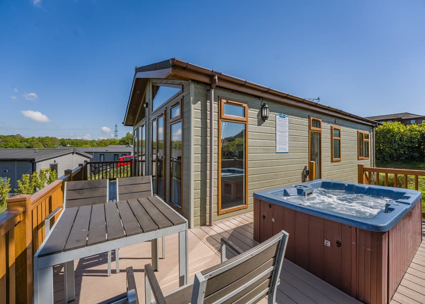 Colorado Plus - Crowhurst Park Lodges, Battle