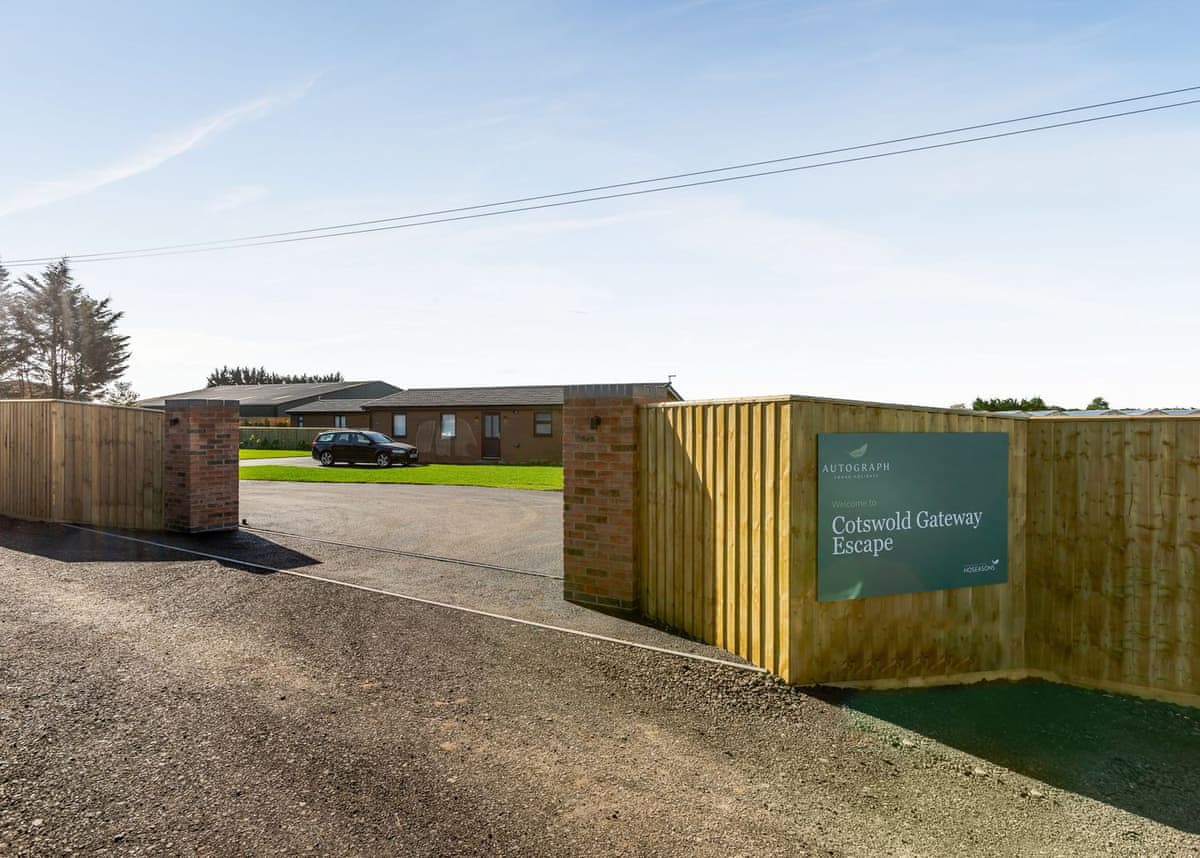 Cotswold Gateway Escape - Holiday lodge in Central England - Image 3
