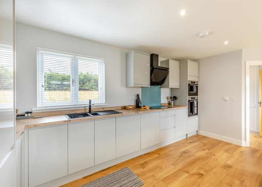 Burford - Cotswold Gateway Escape, Offenham