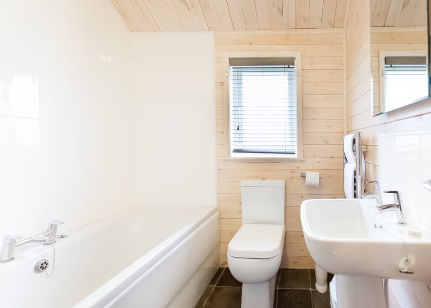 Haddon Classic Vogue 3 Spa - Darwin Forest, Matlock