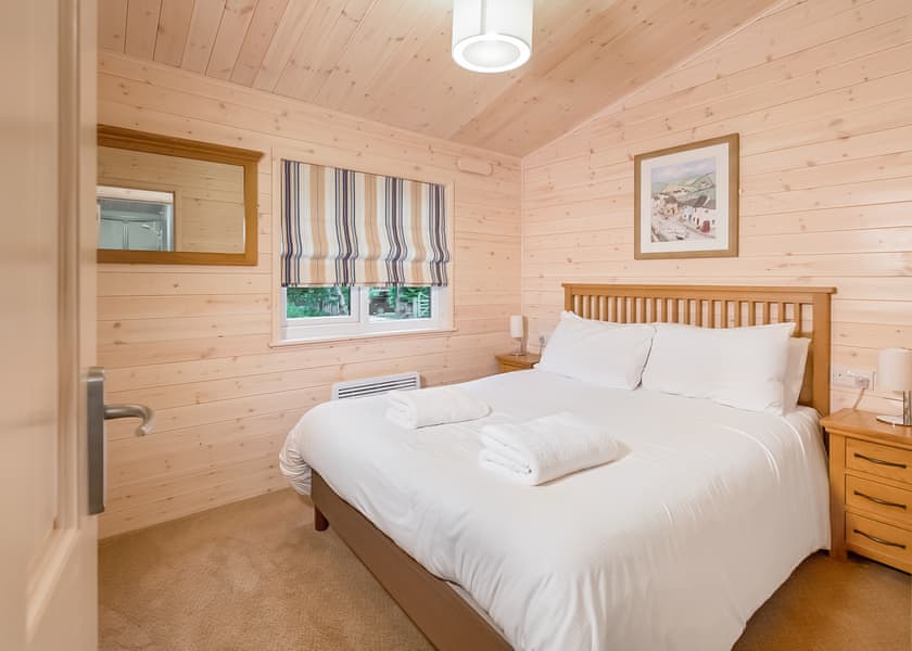 Haddon Classic Vogue 4 (Pet) - Darwin Forest, Matlock