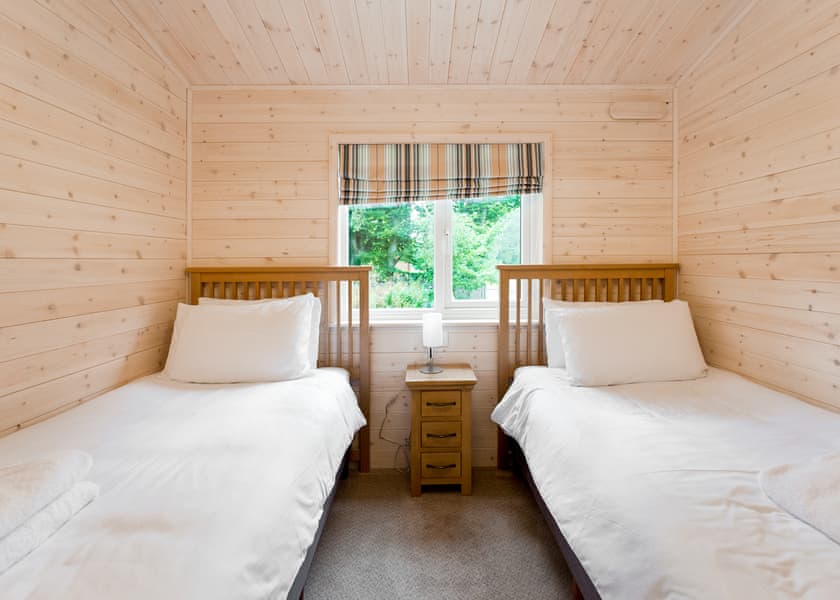 Haddon Classic Vogue 4 (Pet) - Darwin Forest, Matlock