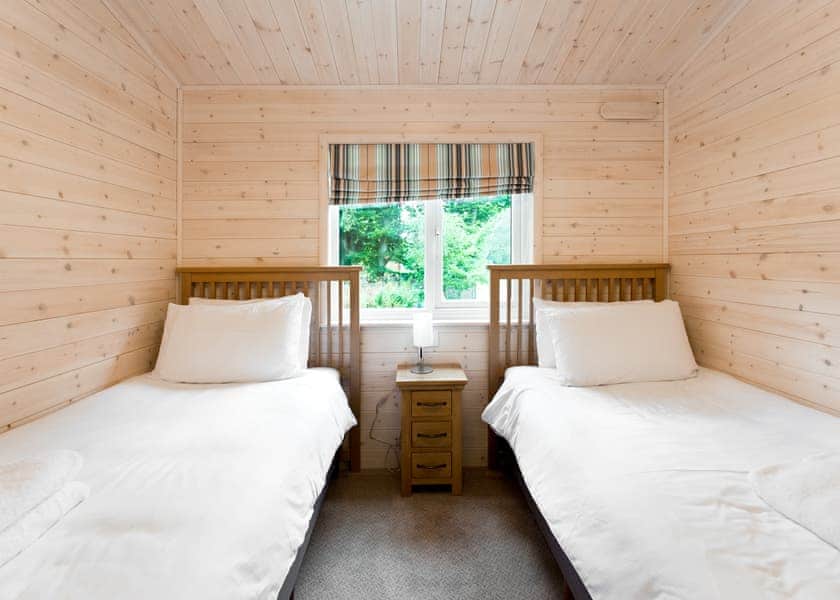 Haddon Classic Vogue 3 (S) Spa - Darwin Forest, Matlock