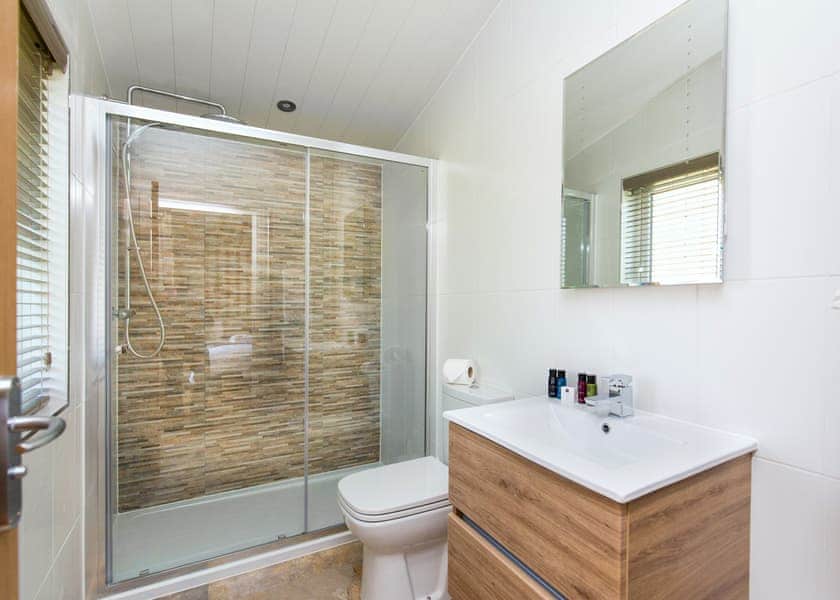 The Coppice 3 Spa (Pet) - Darwin Forest, Matlock
