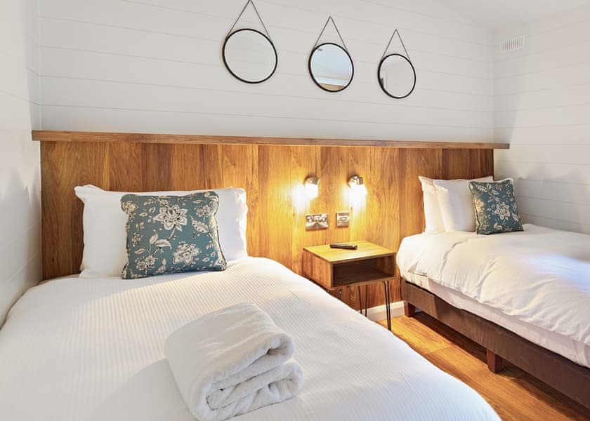 Spinney 3 Spa (Pet) - Darwin Forest, Matlock