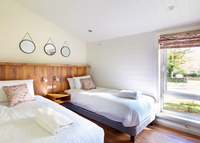 Spinney 3 Spa (Pet) - Darwin Forest, Matlock