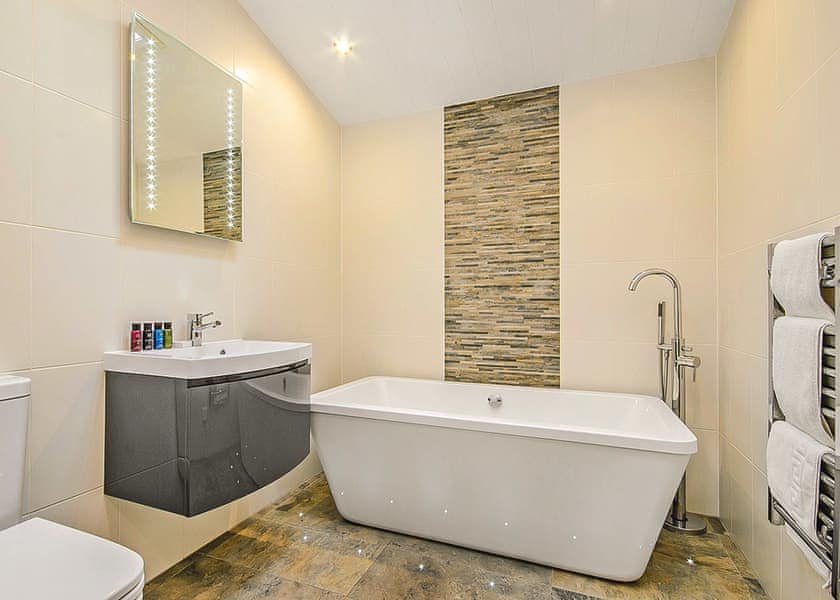 Skyline Spa - Darwin Forest, Matlock