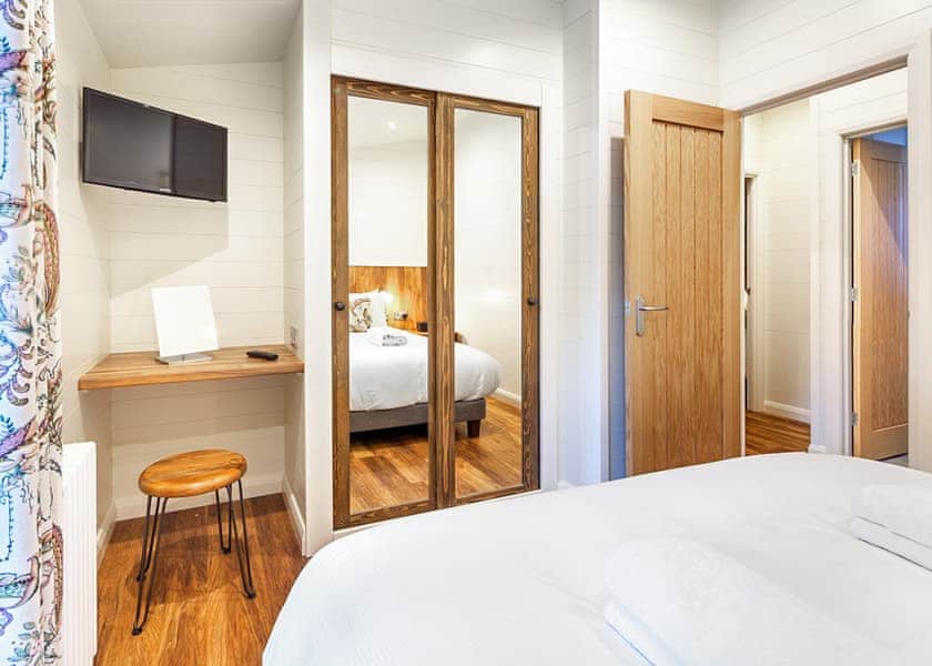 Spinney 4 Spa (Pet) - Darwin Forest, Matlock