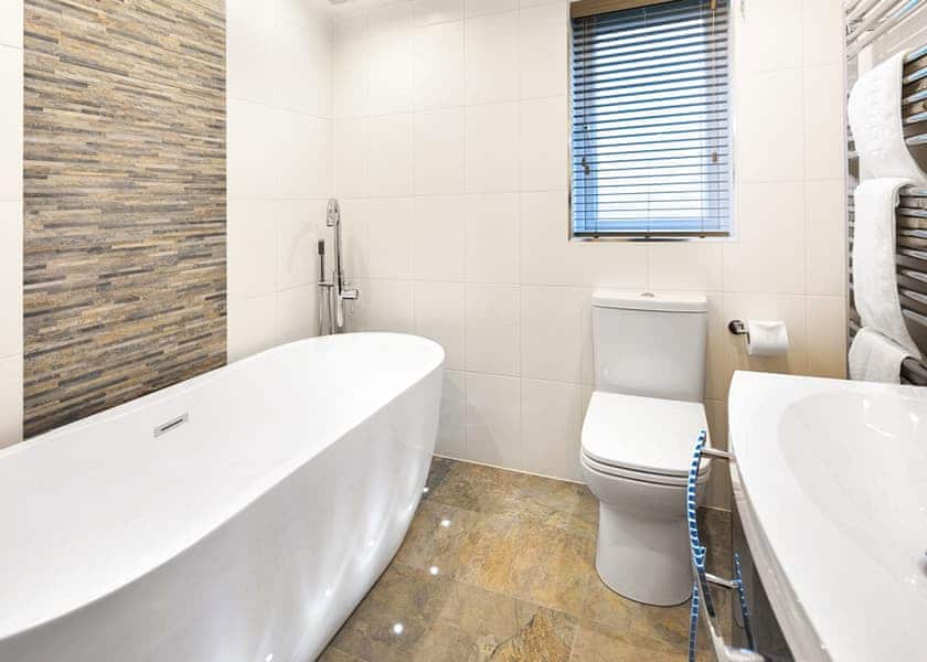 Spinney 4 Spa (Pet) - Darwin Forest, Matlock