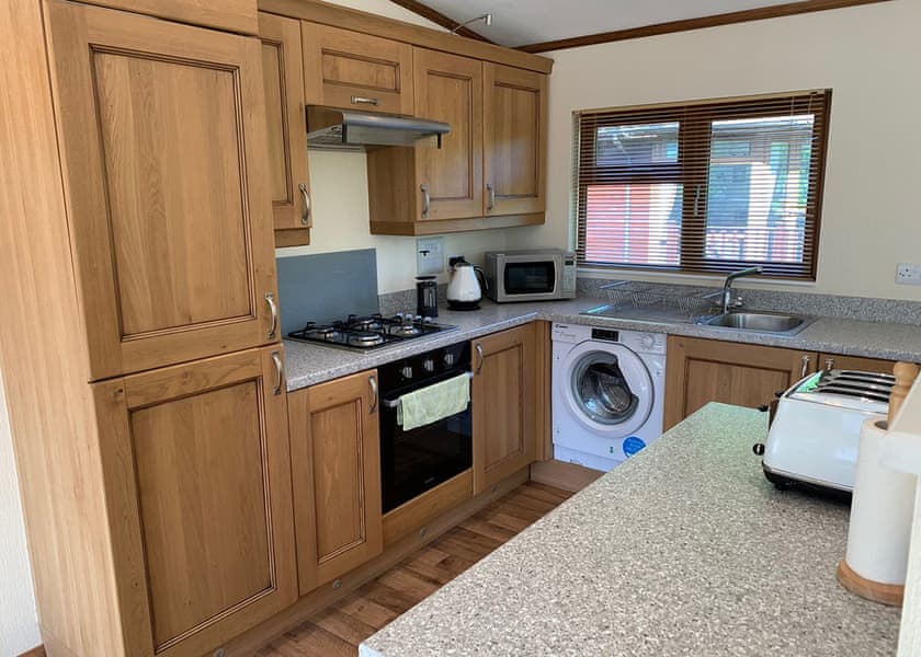 Classic Lodge 6 Hot Tub - Dartmoor View, Okehampton