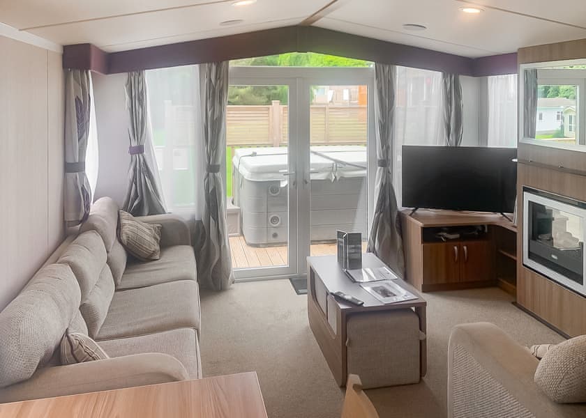 Comfort Caravan 6 Hot Tub - Dartmoor View, Okehampton